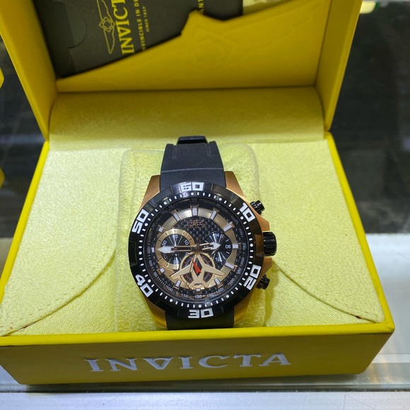 Watch - Picture 2 of 2